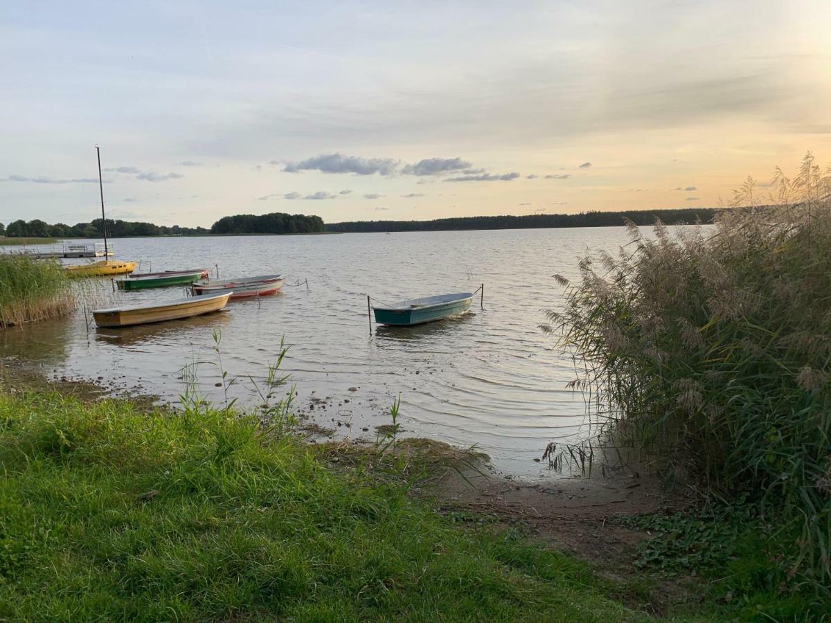Villa Blau Am Useriner See Mit Garten المظهر الخارجي الصورة